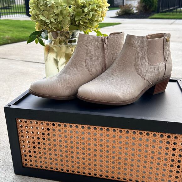 Vionic Finn Ankle Boots Beige Leather Women’s 7.5W Wide Orthotic Comfort EU 38 - Picture 7 of 16